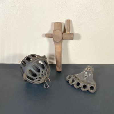 LOT 65: Vintage / Antique Collection - Cast Iron Holders, Wooden Spout, Oil Cans and Berlin 1952 Coin Ashtray