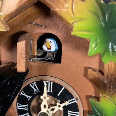 LOT 70: Vintage Wooden Hanging Cuckoo Clock