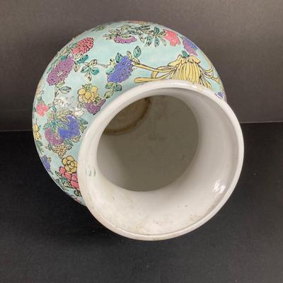 LOT 74: Vintage Hand Painted Famille Rose Asian Vase