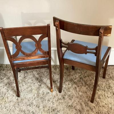 LOT 79: Vintage / Mid-Century Modern Bassett Furniture Wood End Table with Pair of Wooden Chairs Made by Liberty Chain Company, Inc.