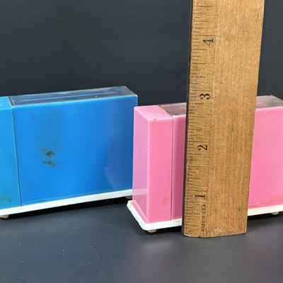 LOT 82: Vintage Florida Souvenirs: "The Sunshine State" Juice Glasses, TV Salt/Pepper Shakers Disney Jars along with a...