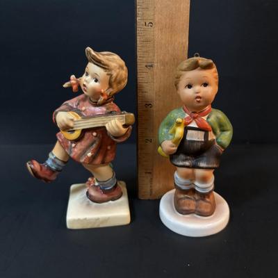 LOT 84: Vintage Goebel Hummel "Happiness", 1993 First Edition Reproduction Schmid "Hark the Herald" Figure, Hummel...