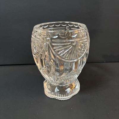 LOT 85: Vintage Boyd Vaseline Glass "Daisey & Button" Bow Slippers, Vintage Hand Painted Trinket Dishes w/Gold Floral...