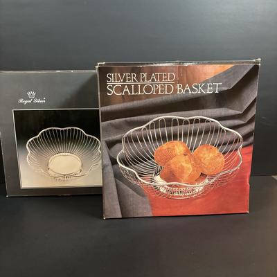 LOT 89: Sterling Silver Handled serving Utensil & Silver Plate Collection Plate Collection