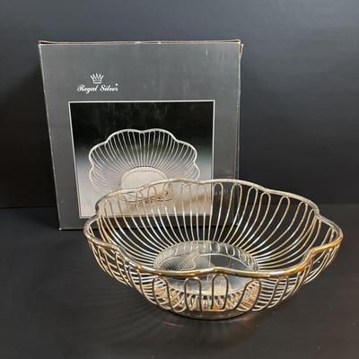 LOT 89: Sterling Silver Handled serving Utensil & Silver Plate Collection Plate Collection