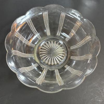 LOT 90: MCM Kromex & Hellerware Serving Trays, Owens-Illinois Thumbprint Pitcher, Vintage Cordial/After Dinner Liqueur Glasses