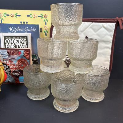 LOT 95: Vintage Indiana Glass "Tree Bark" Glasses, Inarco Fruit Cookie Jar & Creamer, Enamelware Teapot, Pyro-O-Rex,...