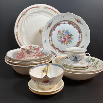 LOT 97: Vintage Teacups & China Collection: Royal Albert, Delft Made in Holland, Depos Limoges, Homer Laughlin, Lenox, Made in...