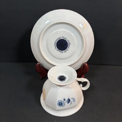 LOT 97: Vintage Teacups & China Collection: Royal Albert, Delft Made in Holland, Depos Limoges, Homer Laughlin, Lenox, Made in...