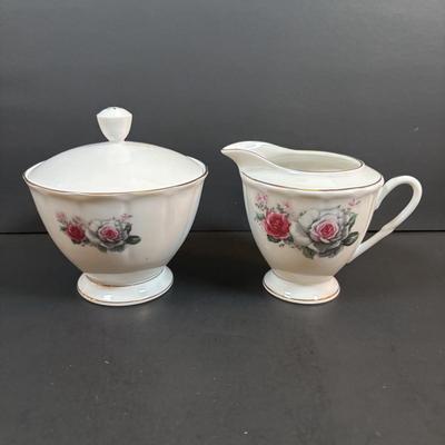 LOT 98: Nanjing Pagoda China Pink Roses 45pcs Set