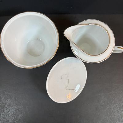 LOT 98: Nanjing Pagoda China Pink Roses 45pcs Set