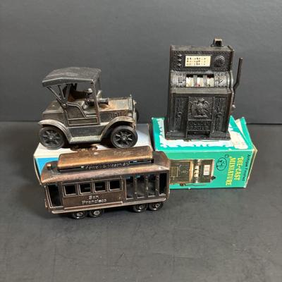 LOT 103: Vintage Souvenir Collectibles & More