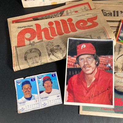 LOT 113: Awesome Philadelphia Phillies / Mike Schmidt Memorabilia Collection