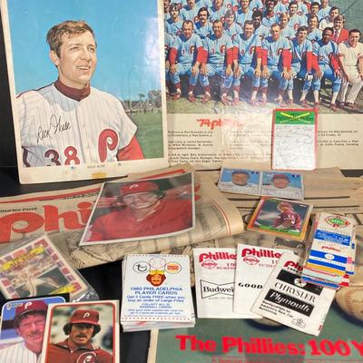 LOT 113: Awesome Philadelphia Phillies / Mike Schmidt Memorabilia Collection