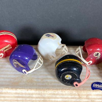 LOT 114: Vintage Collection of NFL Sports Memorabilia - Miniature Helmets, Gale Sayers 3D Card, Trading Cards, Super Bowl, Photos,