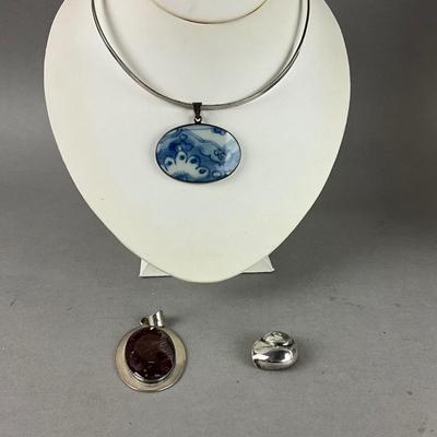 S844 Oval Brecciated Jasper, Chinese Porcelain, Nautilis Shell Necklace Slides