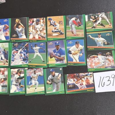 Score Select Baseball Cards