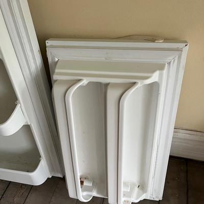 Sale Photo Thumbnail #129: Frigidaire refrigerator that has a freezer compartment and large capacity main compartment.  There is no ice maker but there is space to add one.