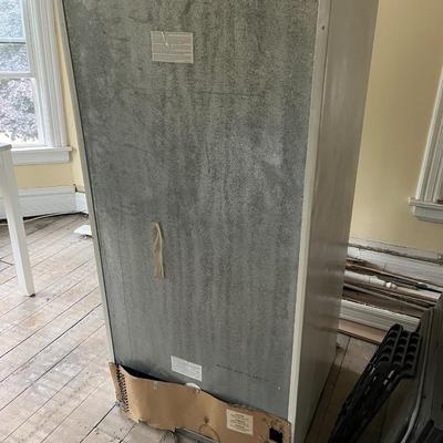 Sale Photo Thumbnail #133: Frigidaire refrigerator that has a freezer compartment and large capacity main compartment.  There is no ice maker but there is space to add one.