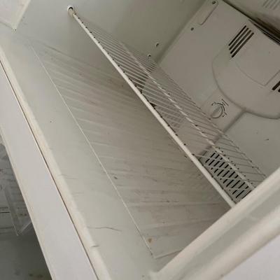 Sale Photo Thumbnail #125: Frigidaire refrigerator that has a freezer compartment and large capacity main compartment.  There is no ice maker but there is space to add one.