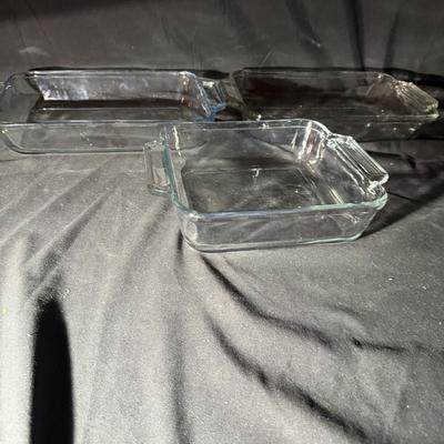 Anchor Hocking & Pyrex Dishes (LR-MG)