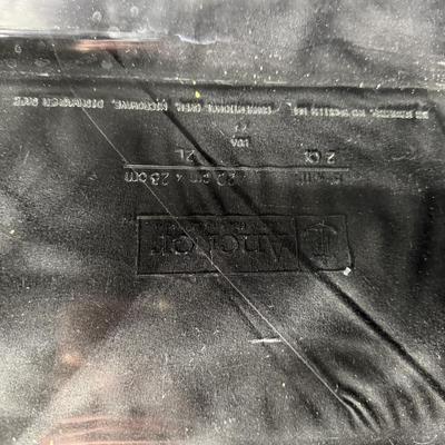 Anchor Hocking & Pyrex Dishes (LR-MG)