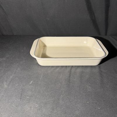 Le Creuset Stoneware Pie Dish & Enameled Cast Iron Baking Dish (LR-MG)