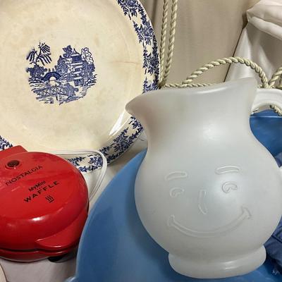 Vintage, yet new Fuego 1 1/2 qt Casserole dish, Copper serving cup, Mini waffle maker,