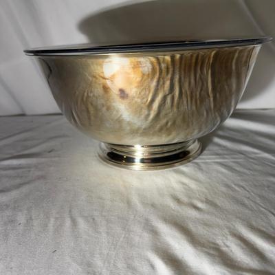 Oneida Silverplate Bowl, Gerber Knives & Dansk Serving Utensils (LR-MG)