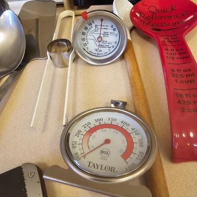 Assorted Stainless Kitchen Utensils & More (K-JS)