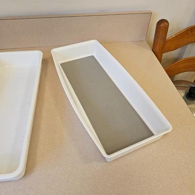 Assorted Stainless Kitchen Utensils & More (K-JS)