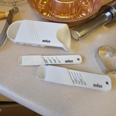 Pyrex, Braun, Foley & More Measuring & Cooking Items (K-JS)