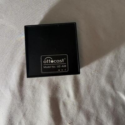 iPad with Ottocast Car Play Adapter (LR-MG)