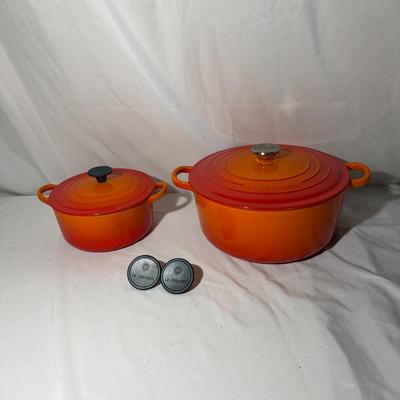 Le Creuset Dutch Ovens (LR-MG)