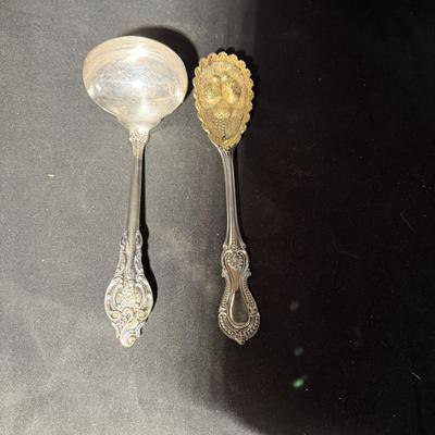 John Wanamaker Plate, Silverplate Tongs & More (LR-MG)