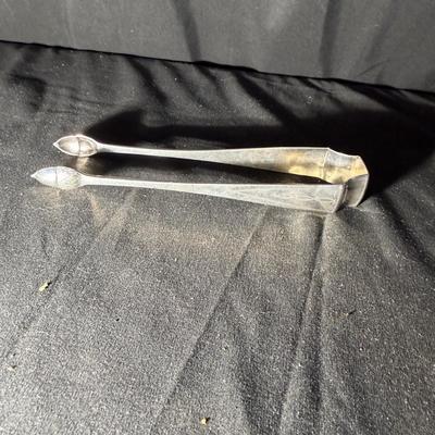 John Wanamaker Plate, Silverplate Tongs & More (LR-MG)