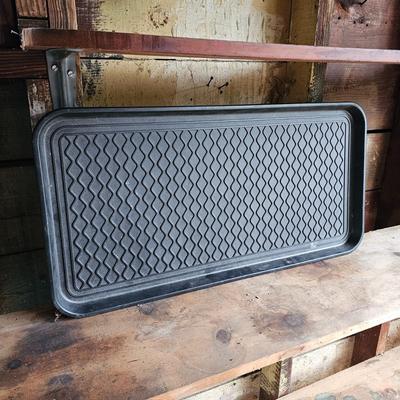 North Face Snowsquall Men's 9.5 Boots & Boot Tray (G-JS)