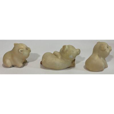 Vintage Wood Wooden Pig Pull Toy & Three Ceramic Happy Little Pigs Figurines