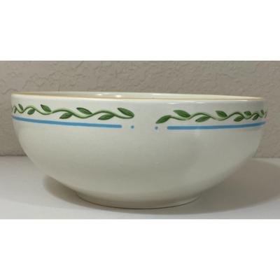 Mikasa Wine & Roses 8.5" Diameter x 3.5" Tall Serving Bowl CP010 Made Malaysia