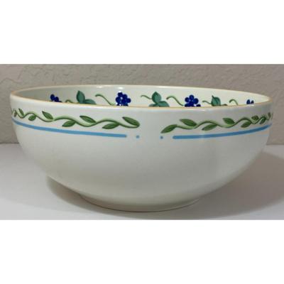 Mikasa Wine & Roses 8.5" Diameter x 3.5" Tall Serving Bowl CP010 Made Malaysia