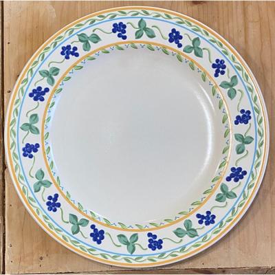 3 Mikasa Wine & Roses 11" Dinner Plates + 3 Salad Plates CP010 Made In Malaysia