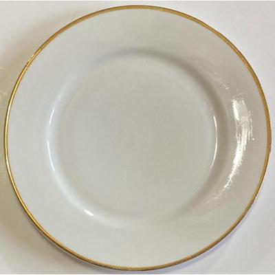8 Wallace Silversmiths Gold Plume White w/ Gold Trim Salad Plates