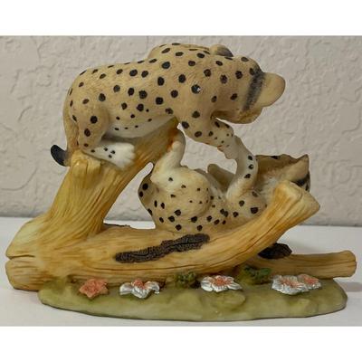 Ceramic Cheetah Cubs Decorative Sculpture Tree Stump Flowers Floral