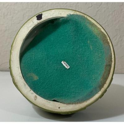 Love Story Rotating Music Box Hugging Couple Japan Green White Yellow Brown