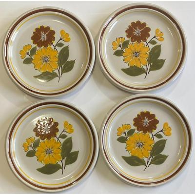 4 DeVille Capri 300 Collection Stoneware Dinner Plates Made In Japan Floral - B