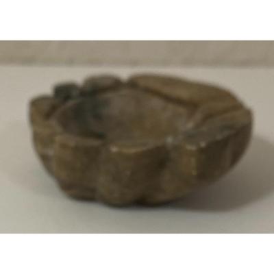 Vintage Gray Stone Clam Shell Paper Weight / Trinket Dish