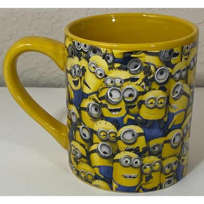 Minions 14 oz. Ceramic Mug Silver Buffalo Despicable Me Cluttered