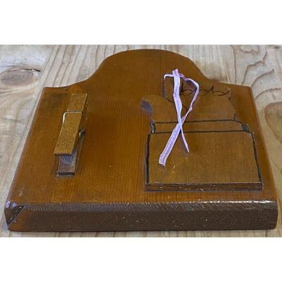 Wood Clothespin Reminder Folk Art Plaque Wall Decor Americana Kitschy Organizer