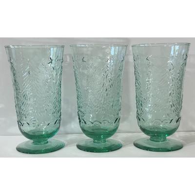 3 Studio Nova Holiday Cheer Green Christmas Tree Goblets Glasses Holidays
