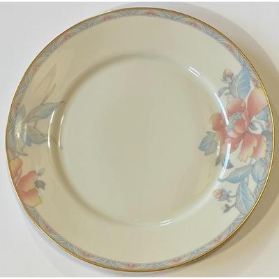 4 Vintage Lenox Westwood Dinner Plates Made In USA Gold Trim Flowers Floral